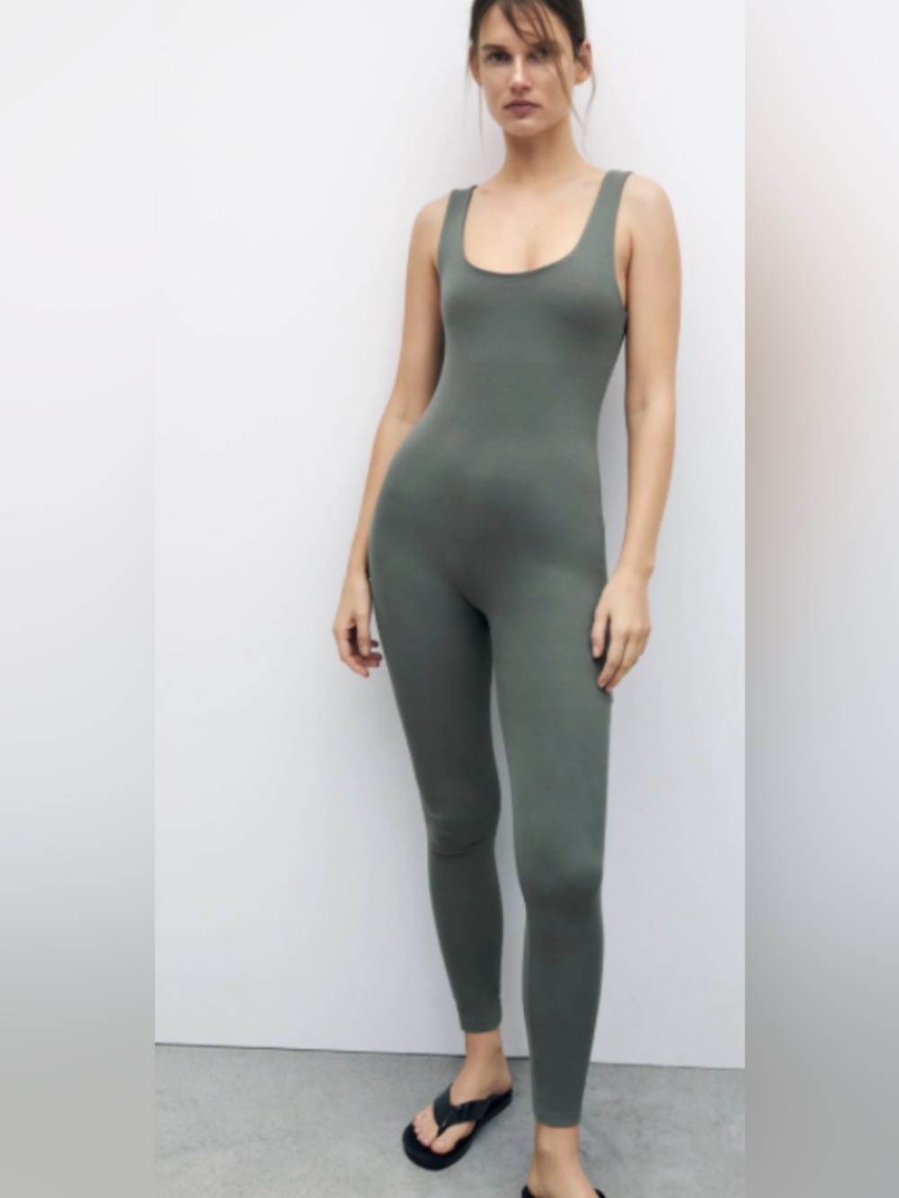 NWT Zara Limitless Contour Seamless Jumpsuit in Green. Size Small